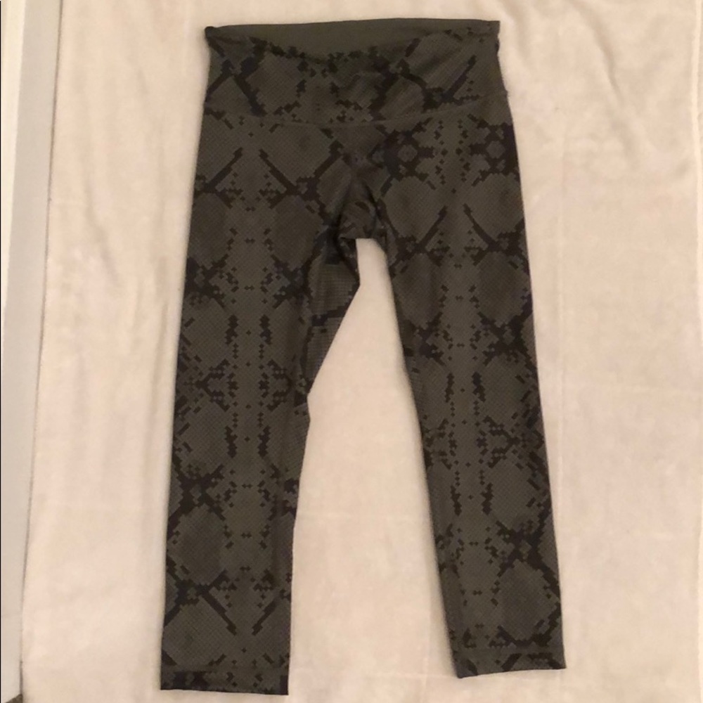 Lululemon Wunder Under Crop (High-Rise)